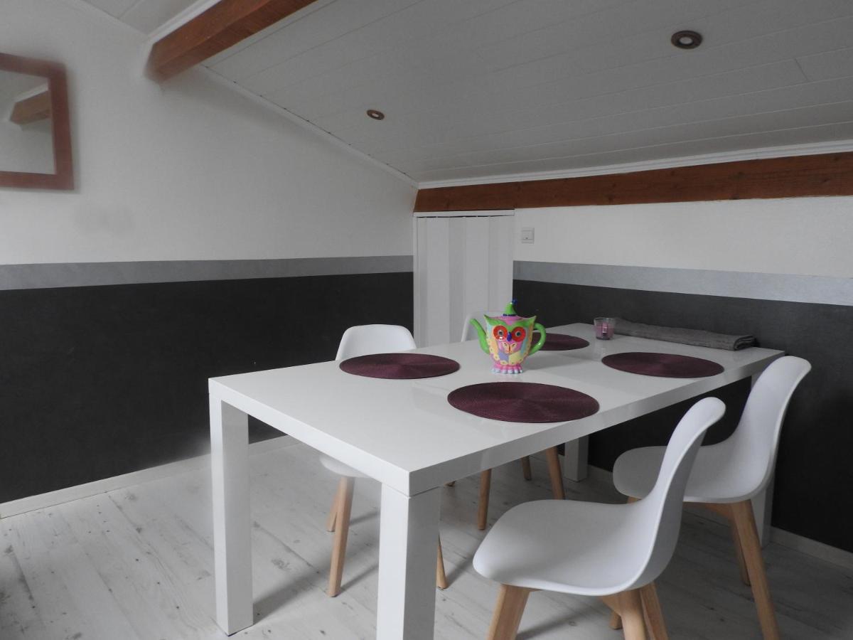 Appartement Mansarde Et Climatise 50 M2 Pompignan  Ngoại thất bức ảnh