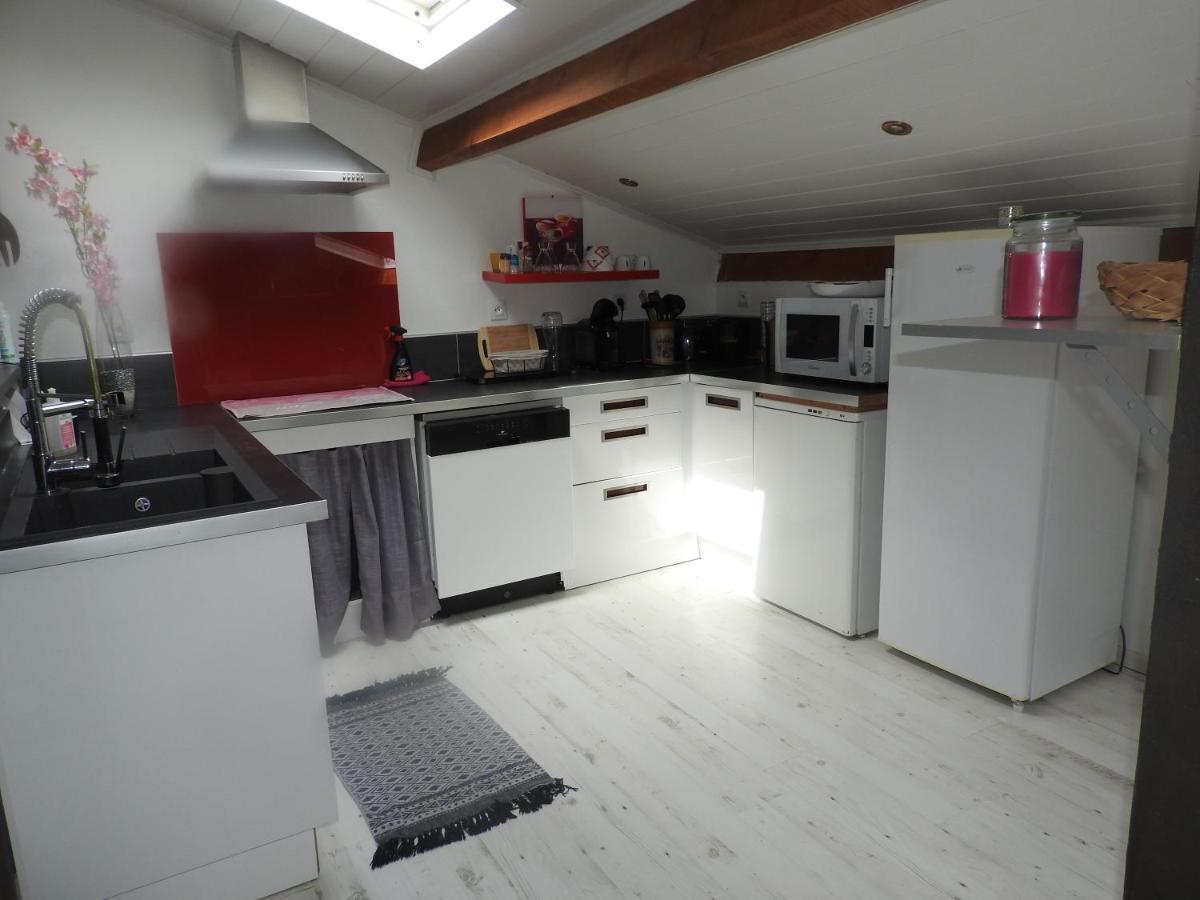 Appartement Mansarde Et Climatise 50 M2 Pompignan  Ngoại thất bức ảnh